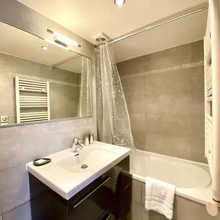 Camparis - - D'hotes Bed & Breakfast Paris