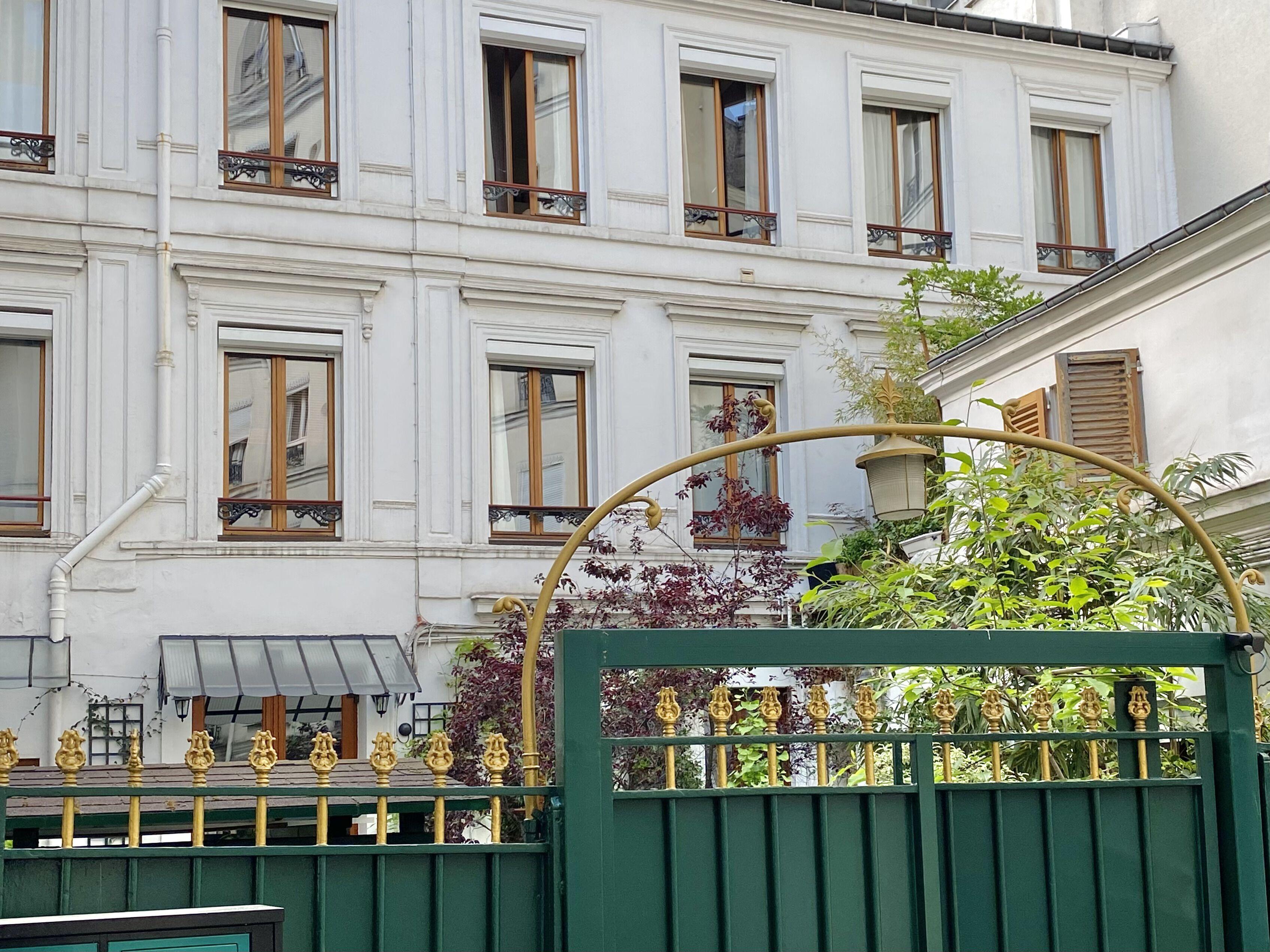 Camparis - - D'hotes 4*